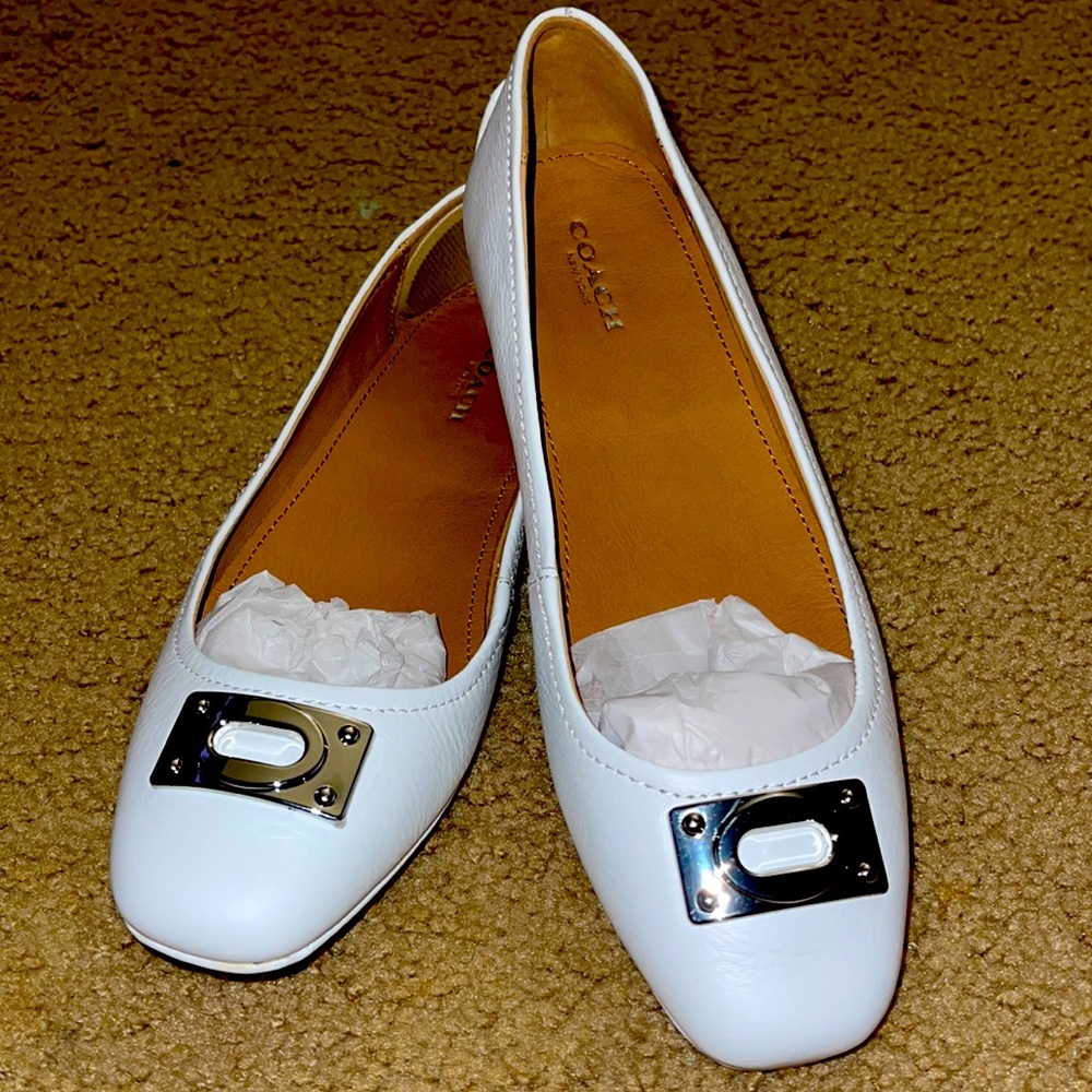 Coach Vernon pebbled leather loafer